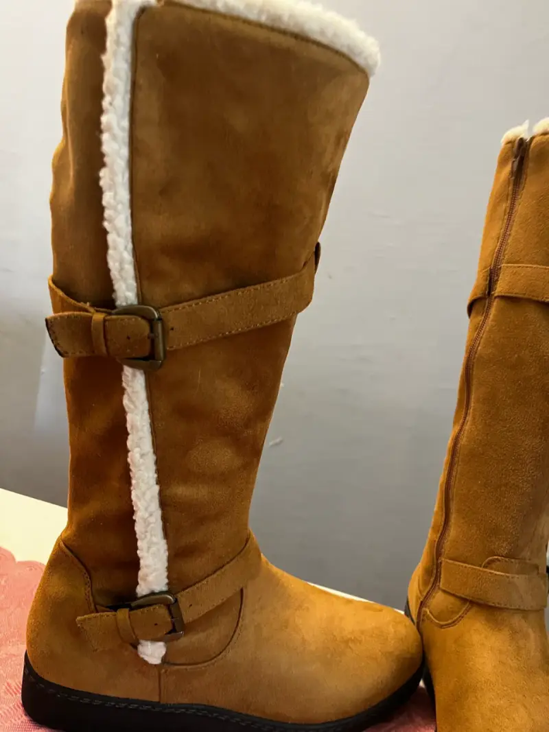 Botas de invierno para mujer color camel con forro interior - 2