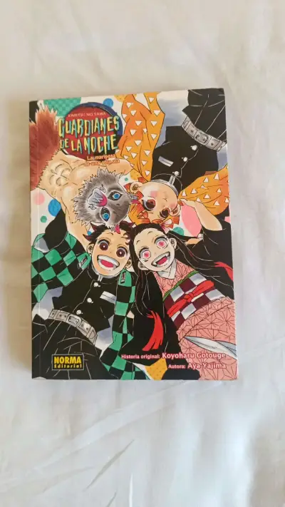 Libro Demon Slayer Norma Editorial - miniatura 1
