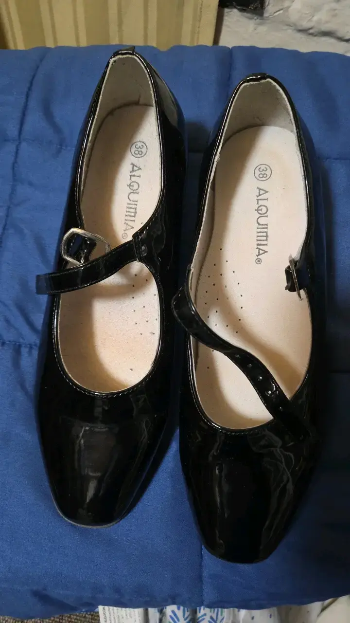 Zapatos de charol negro Alquimia con tacón - 1