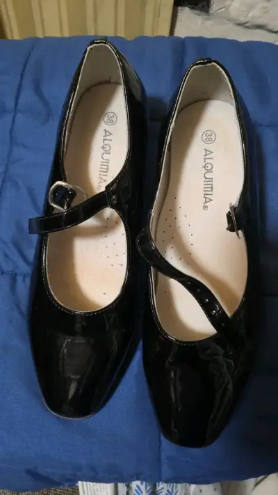 Zapatos de charol negro Alquimia con tacón - miniatura 1