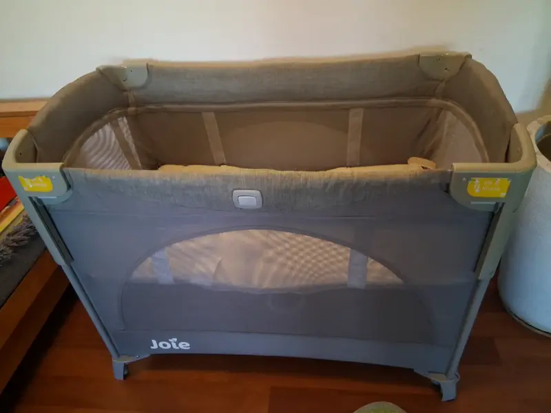 Cuna Corral Plegable Joie Gris - 1