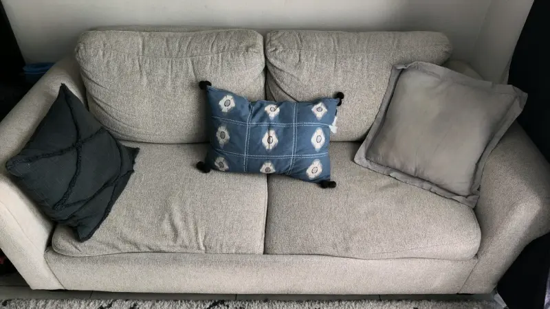 Sofá cama beige con colchón incluido - 5