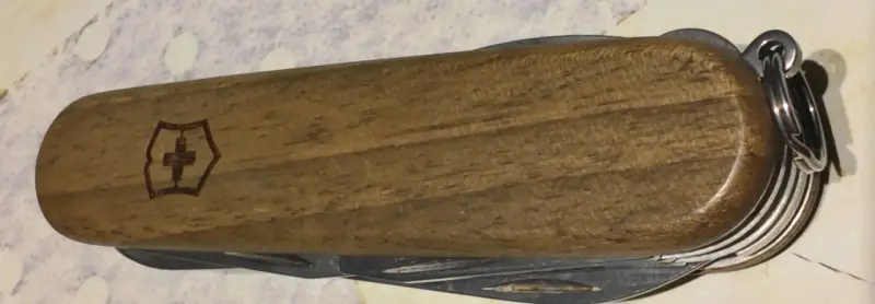 Navaja Victorinox Spartan de Madera Nuez - 3