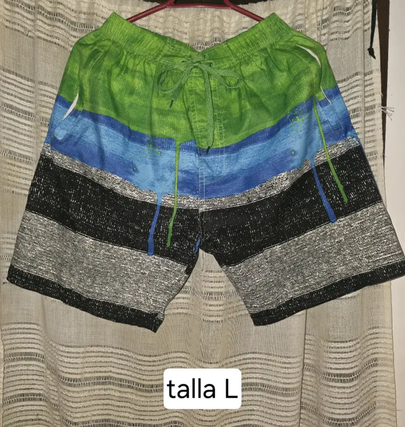 Shorts de playa multicolor talla L