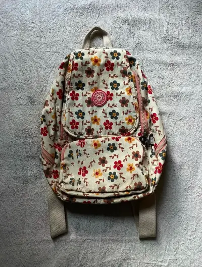 Mochila floral - miniatura 1