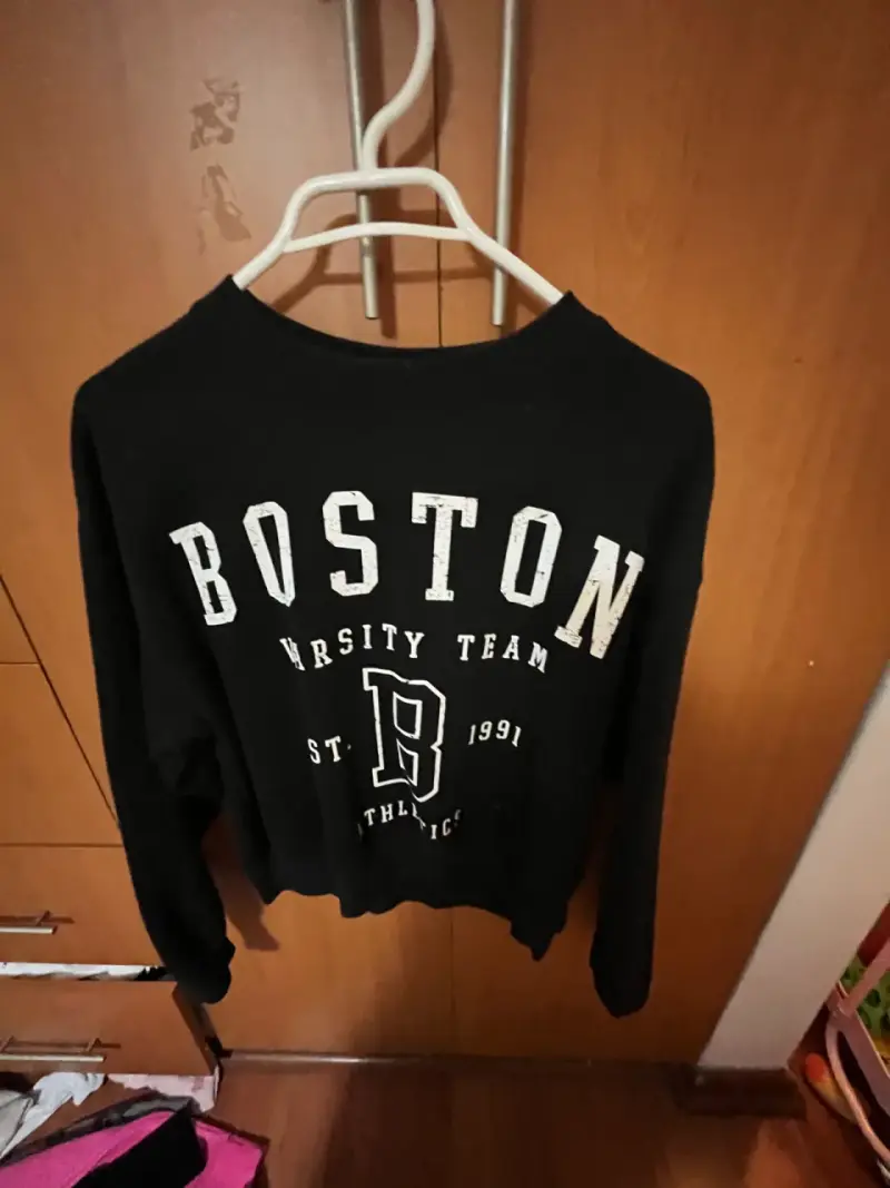 Polerón negro Boston Varsity Team