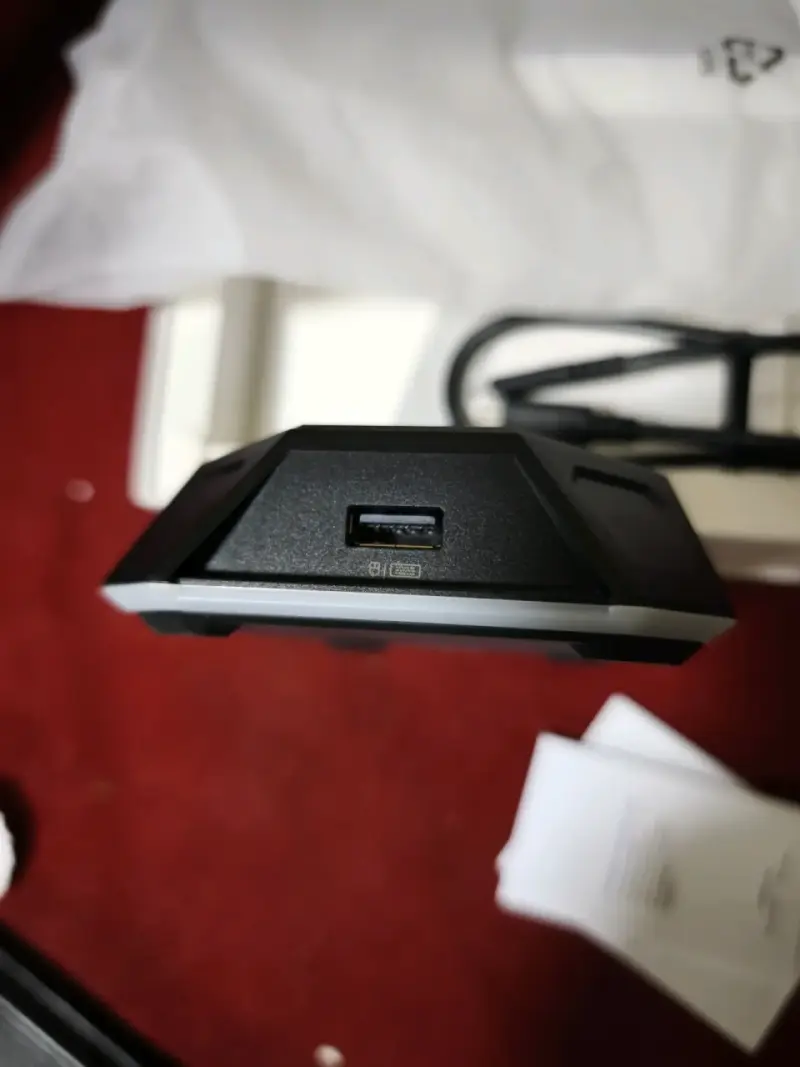 Docking station para laptop con múltiples puertos - 3