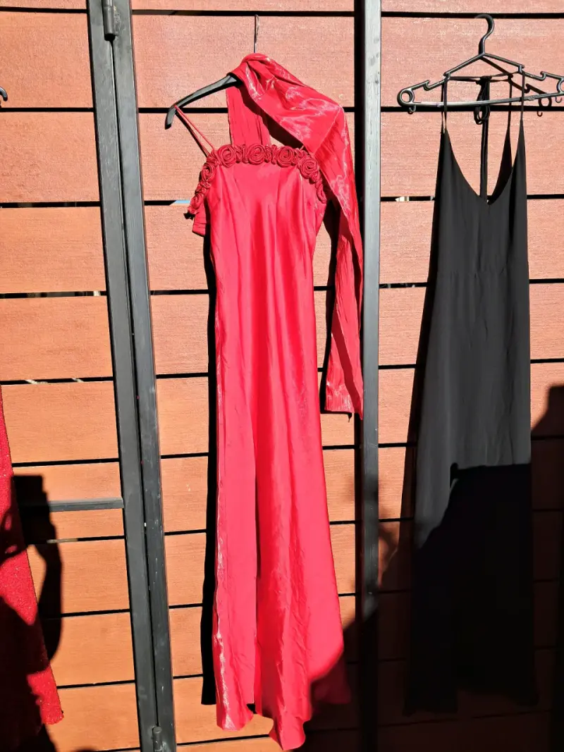 Vestido largo rojo tirantes - 1