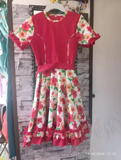 Vestidos de huasa, diferentes tallas. - miniatura 1