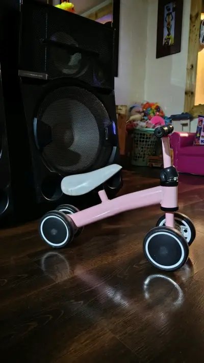 Triciclo infantil rosa para niños - miniatura 1