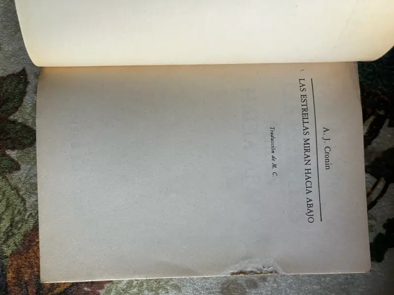 Libro 'Las Estrellas Miran Hacia Abajo' de A.J. Cronin - 2
