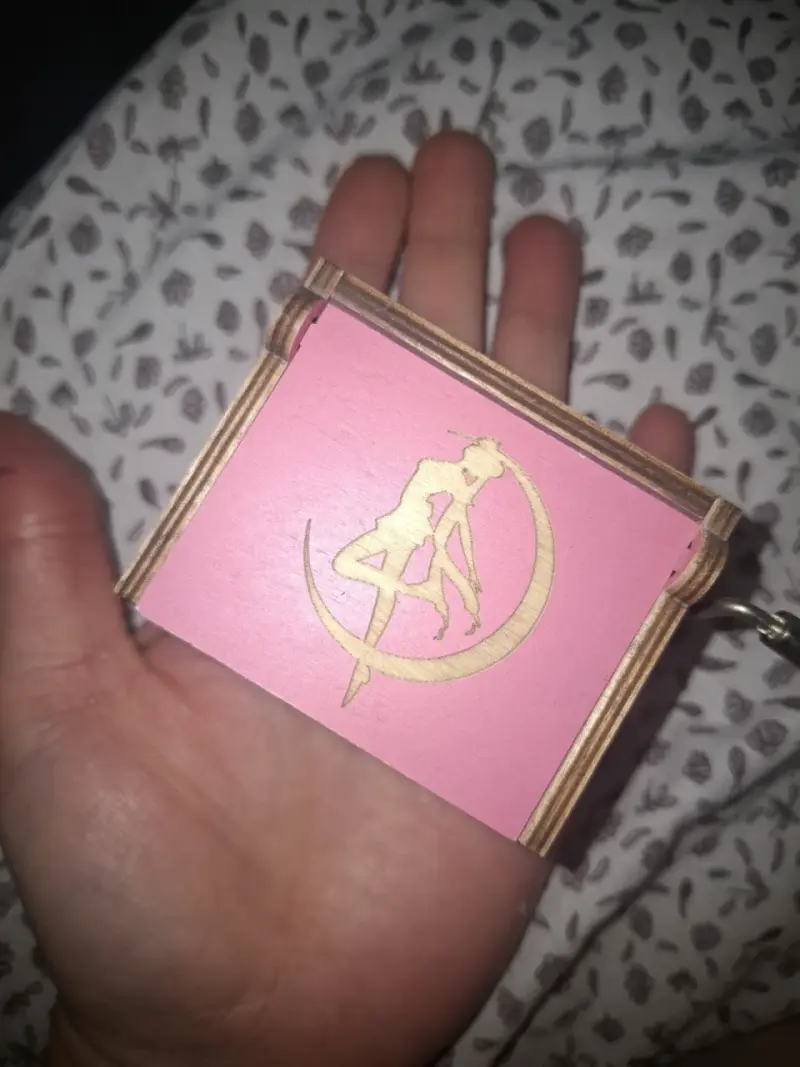 Caja musical de madera temática Sailor Moon - 1