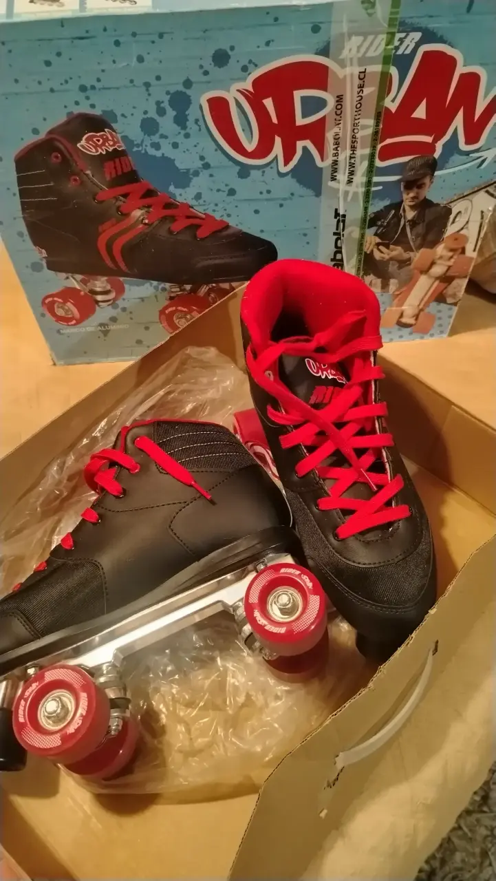Patines Urban Rider negros y rojos talla 41 - 1