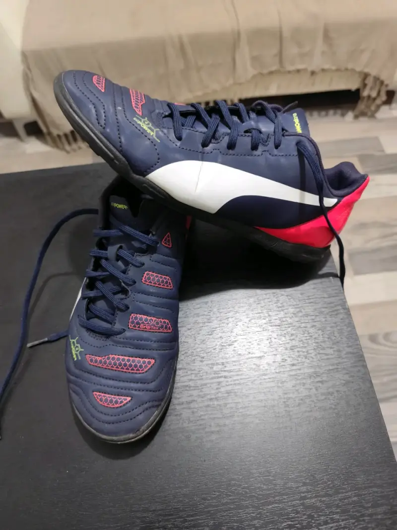 Zapatillas deportivas Puma talla 8 1/2 - 2