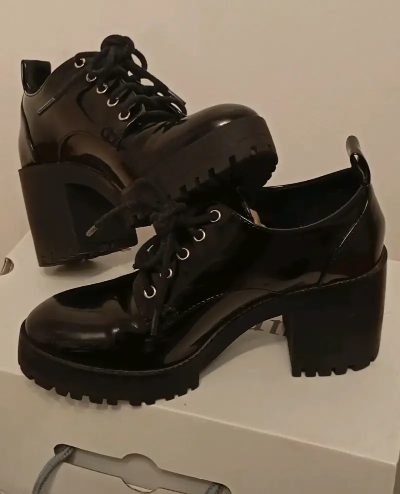 Zapatos Oxford de Charol - Impecables