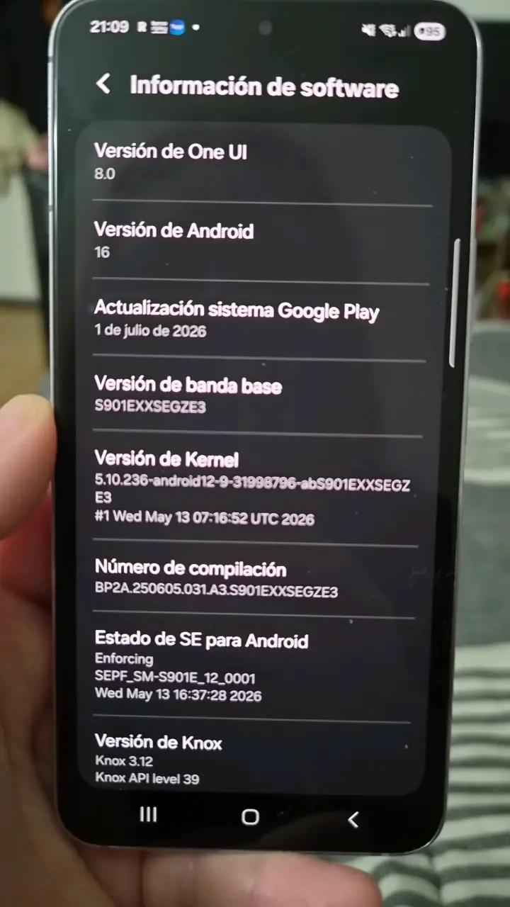 Samsung Galaxy S22 en buen estado - 5