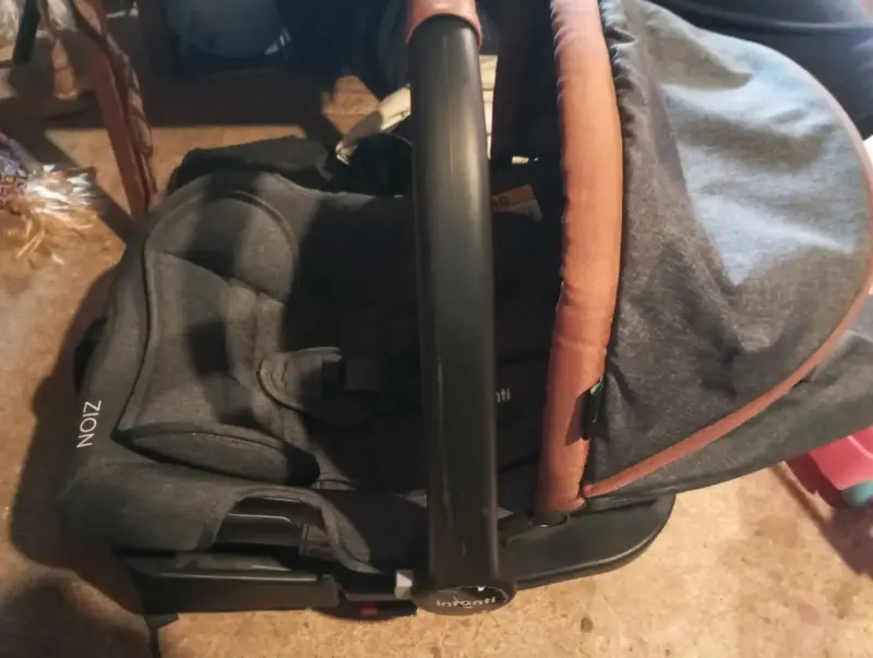 Silla de Auto para Bebé Infanti Zion - 1