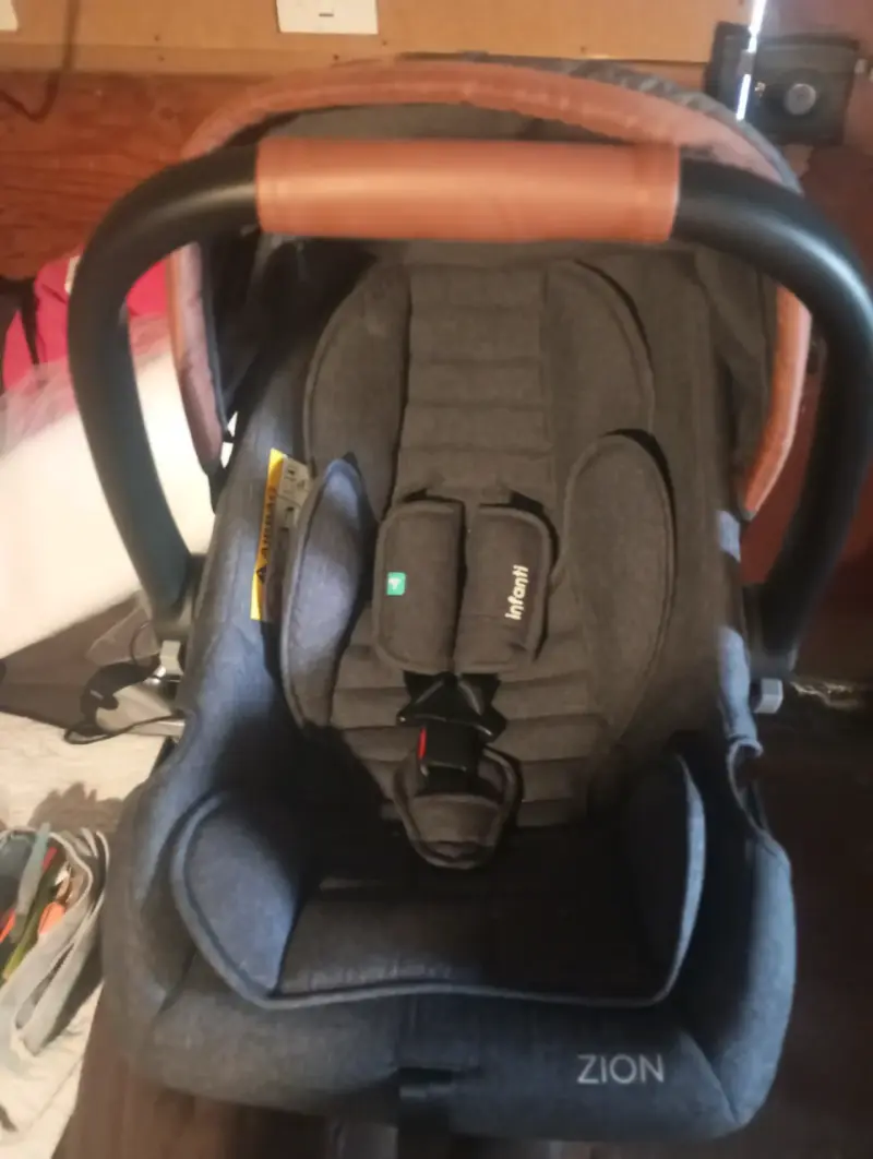 Silla de Auto para Bebé Infanti Zion - 2