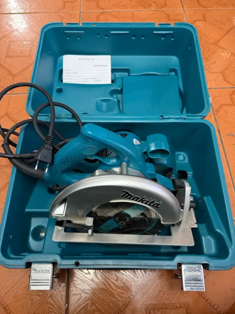 Sierra circular Makita 5007NF 185mm 1800W - 1
