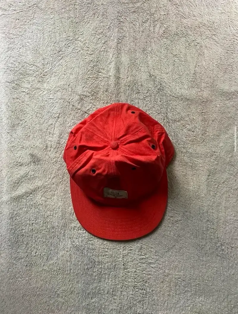 Gorra roja Volcom