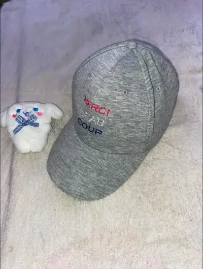 Gorra gris - miniatura 3