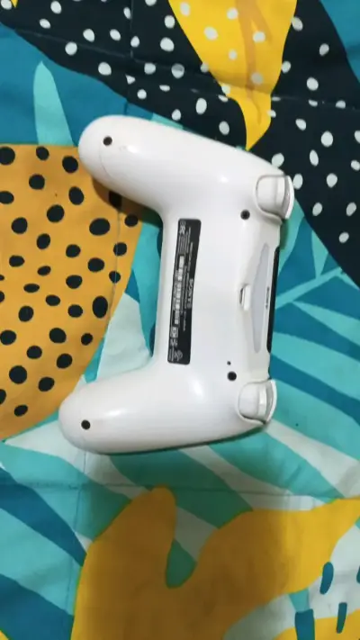 Control Playstation 4 (X desgastada) - miniatura 2