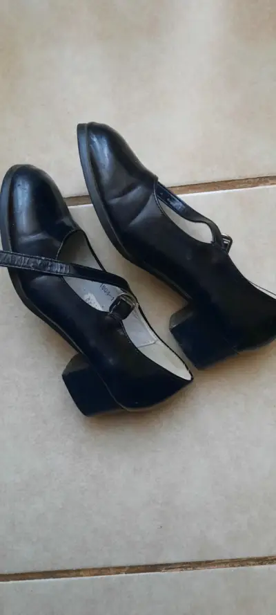 Zapatos de charol negros para niña talla 33 - miniatura 3