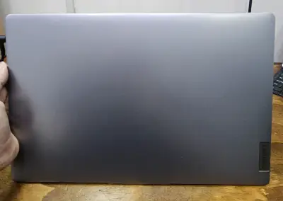 Laptop Lenovo IdeaPad Slim 3 AMD Ryzen 5 7520U - miniatura 5