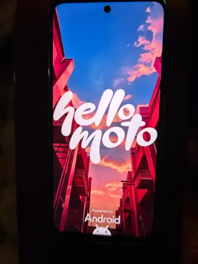 Motorola G35 256GB con doble cámara y funda - miniatura 3