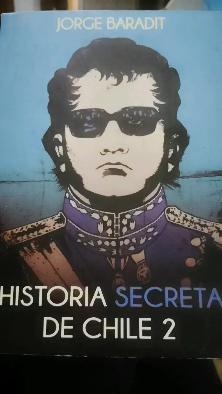 Libro Historia Secreta de Chile 2 de Jorge Baradit - 1