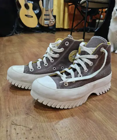 Zapatillas Converse All Star Chuck Taylor marrones - miniatura 1