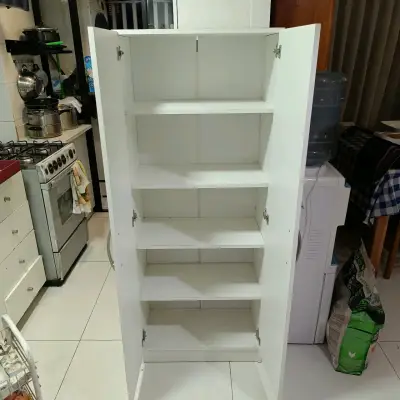 Armario Blanco con Puertas - miniatura 2