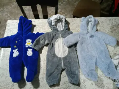 Lote de ropa de bebé variada 0 a 3 meses - miniatura 3