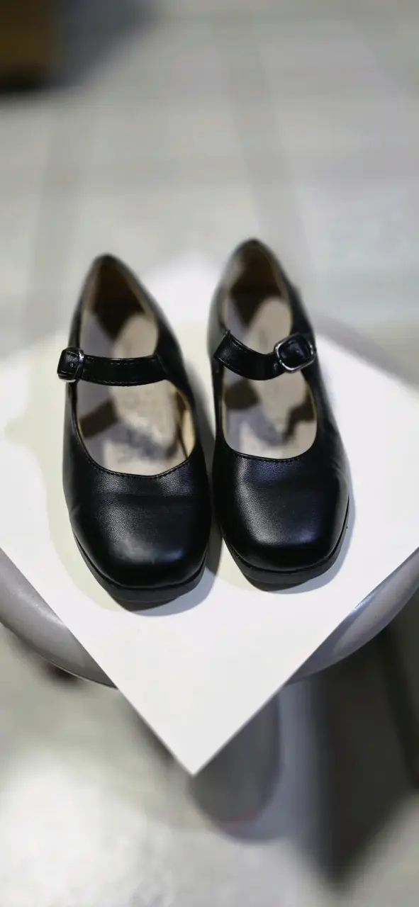 Zapatos de niña talla 24 negros con hebilla - 2