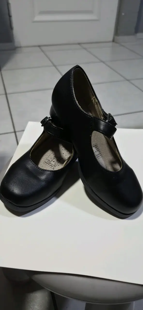 Zapatos de niña talla 24 negros con hebilla - 4