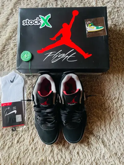 Zapatillas Air Jordan 4 Retro Negras - miniatura 2