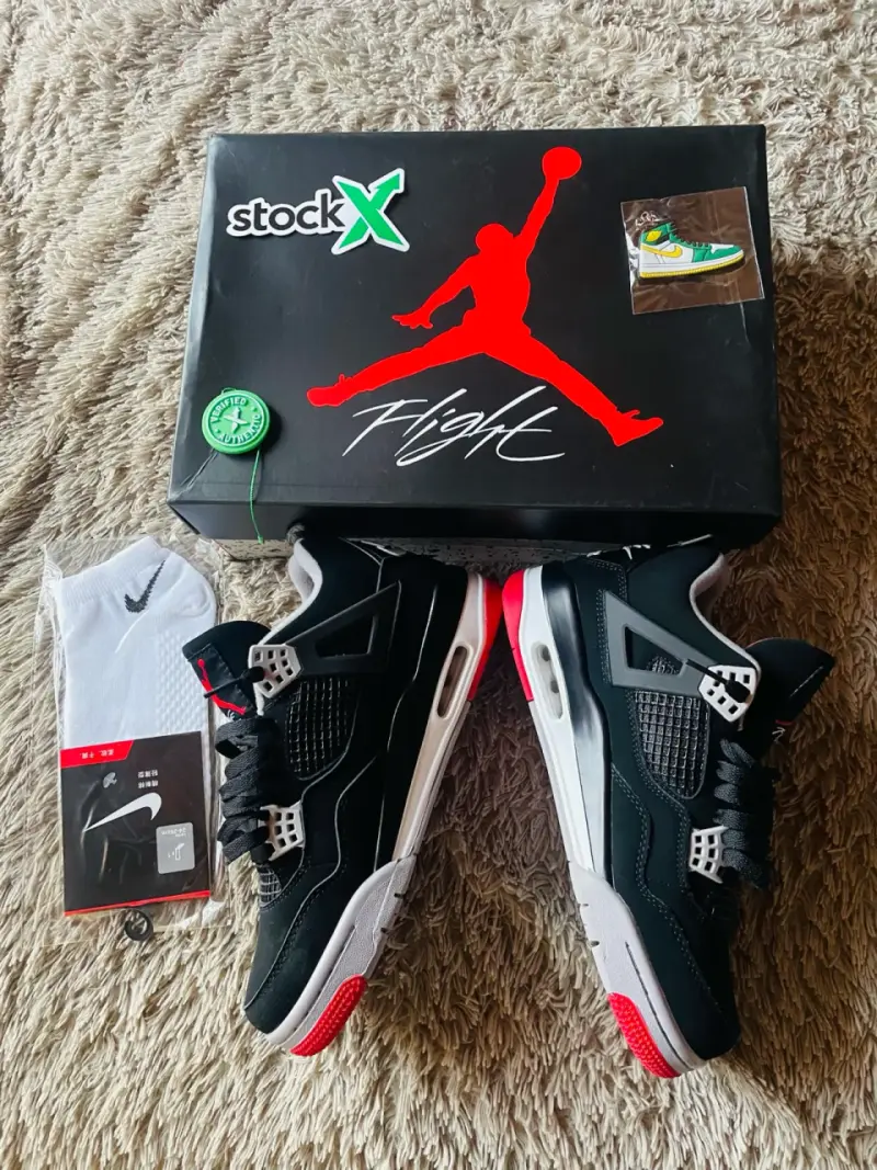 Zapatillas Air Jordan 4 Retro Negras - 4