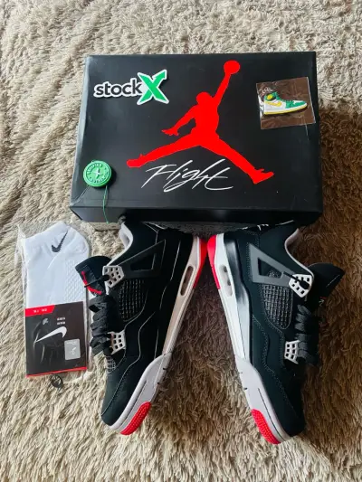 Zapatillas Air Jordan 4 Retro Negras - miniatura 4