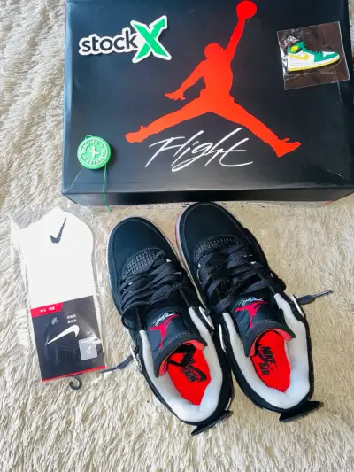 Zapatillas Air Jordan 4 Retro Negras - miniatura 5