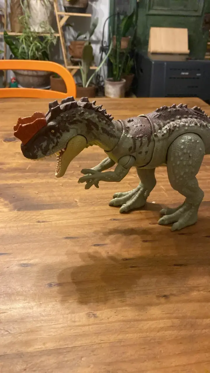 Figura dinosaurio jurassic world - 1