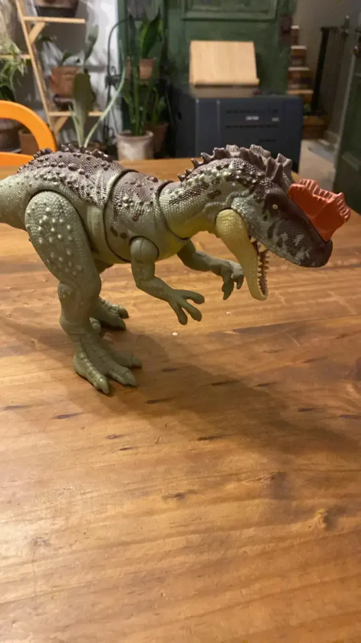 Figura dinosaurio jurassic world - 2