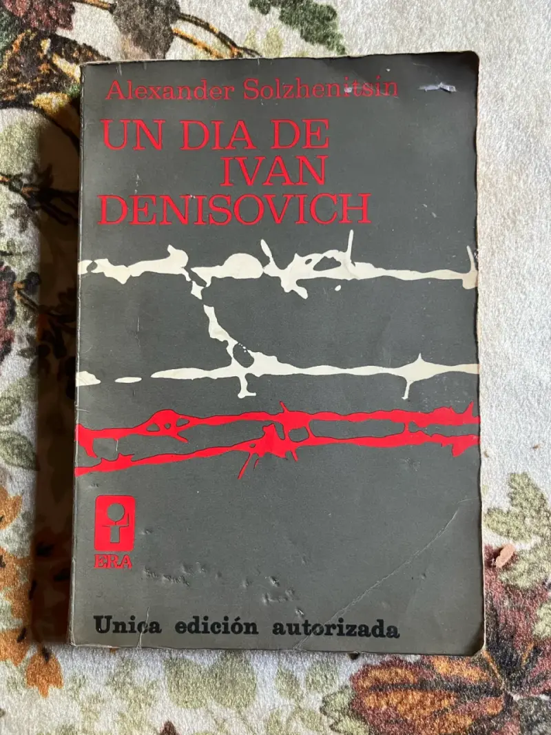 Libro 'Un Día de Iván Denísovich' de Alexander Solzhenitsyn - 1