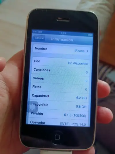 RELIQUIA iPhone 3G 8GB en buen estado general - miniatura 4