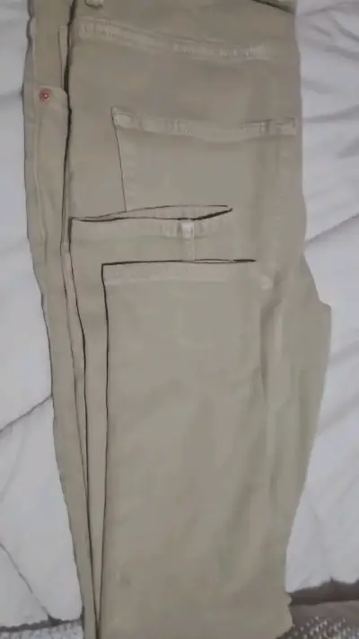 Pantalones beige H&M Tapered Regular Fit Talla 33 - miniatura 3