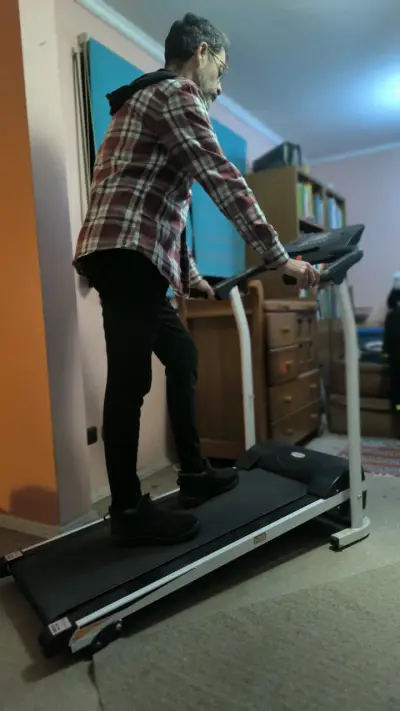 Caminadora eléctrica plegable para ejercicio en casa - miniatura 2