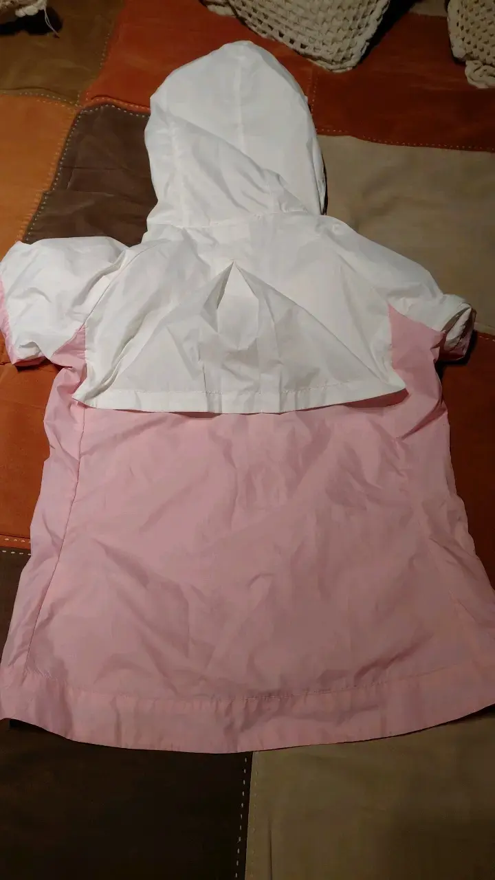 Chaqueta cortaviento Nike rosa y blanca - 3