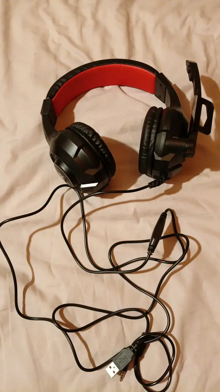Auriculares Gamer Jules 58 con Luz LED - 2