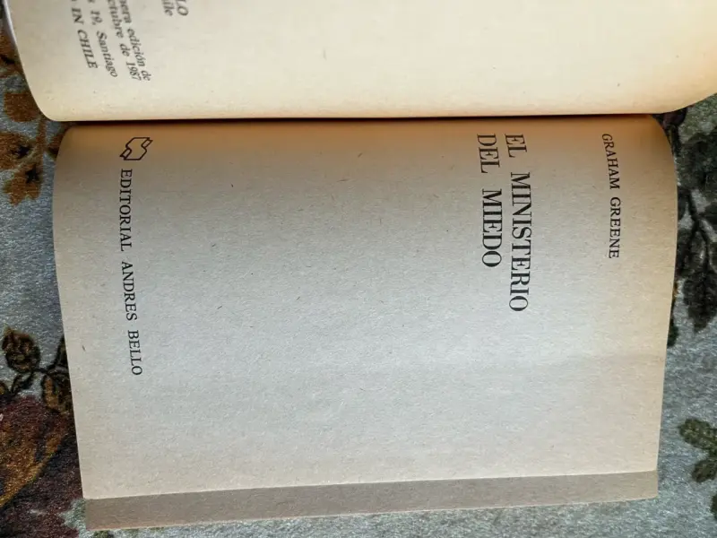 Libro 'El Ministerio del Miedo' de Graham Greene - 2