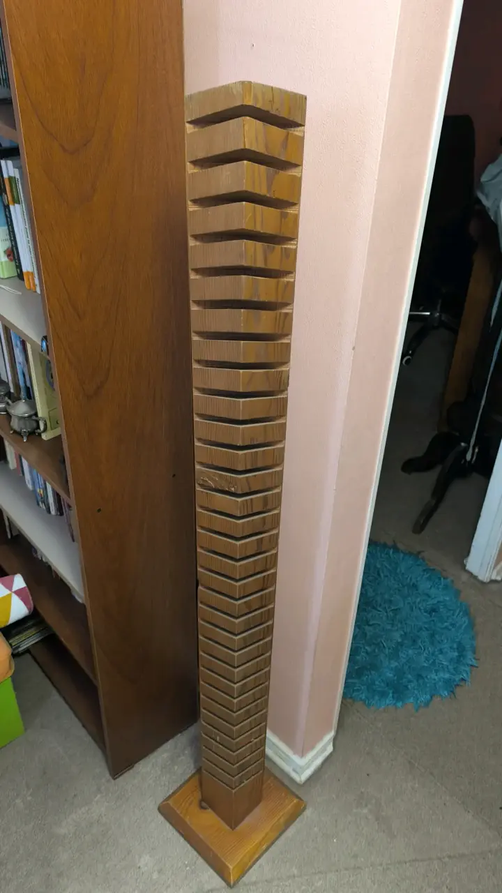 Torre organizadora de CDs de madera - 4