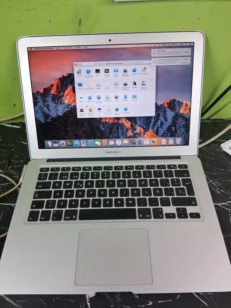 MacBook Air 13 pulgadas Intel Core i5 - 2